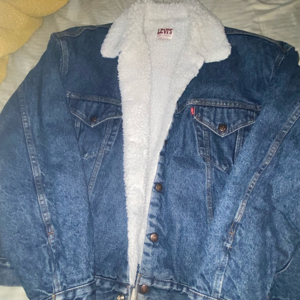 Vintage Sherpa lined Levi’s jacket